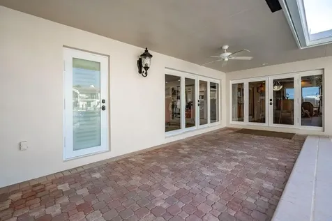 2317 NE 28th Court Lighthouse Point FL 33064