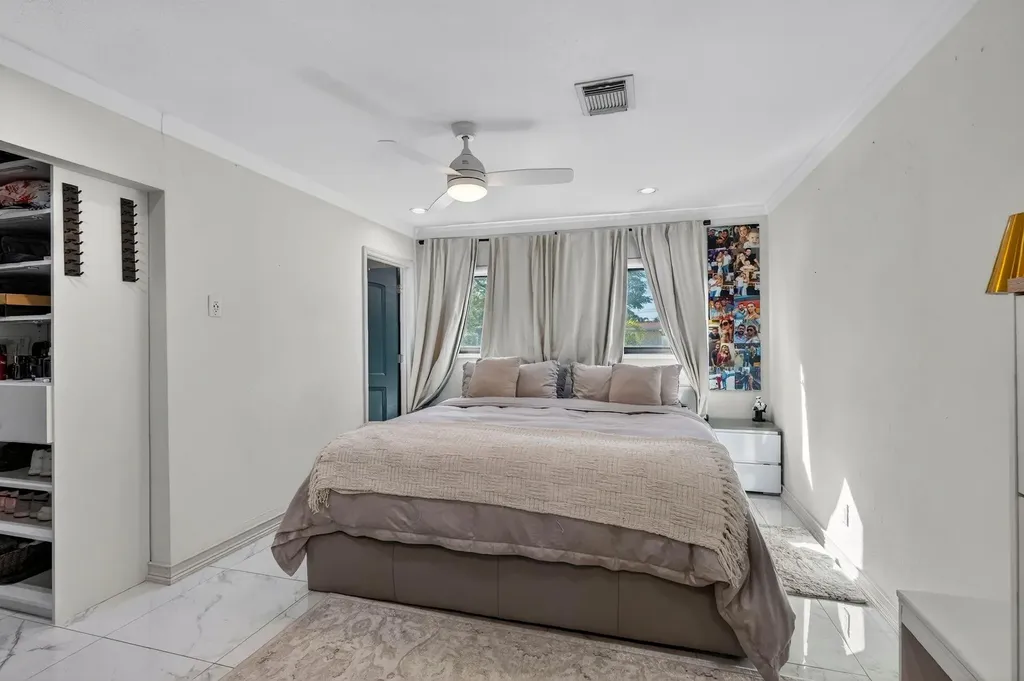 2601 NE 8th Court Pompano Beach FL 33062