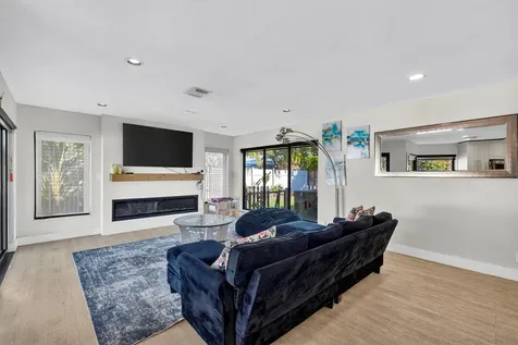 2601 NE 8th Court Pompano Beach FL 33062