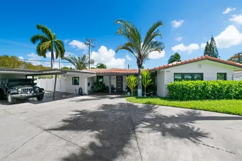 2601 NE 8th Court Pompano Beach FL 33062