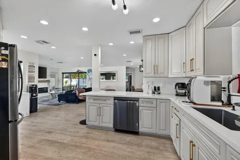2601 NE 8th Court Pompano Beach FL 33062
