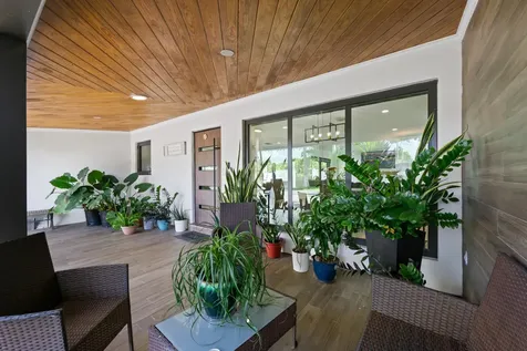 2601 NE 8th Court Pompano Beach FL 33062