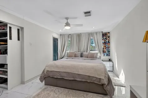 2601 NE 8th Court Pompano Beach FL 33062