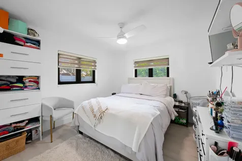 2601 NE 8th Court Pompano Beach FL 33062