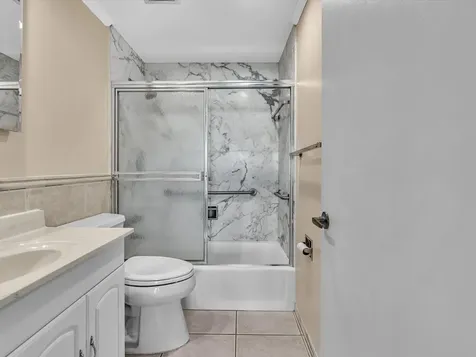 3300 NE 36th Street Fort Lauderdale FL 33308