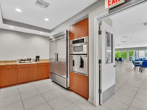 3300 NE 36th Street Fort Lauderdale FL 33308