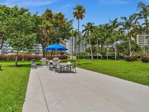 3300 NE 36th Street Fort Lauderdale FL 33308