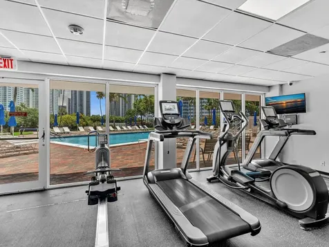 3300 NE 36th Street Fort Lauderdale FL 33308