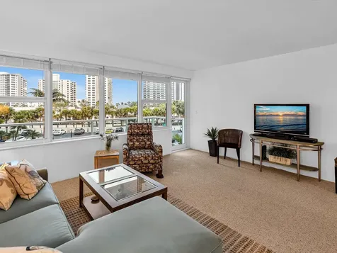 3300 NE 36th Street Fort Lauderdale FL 33308