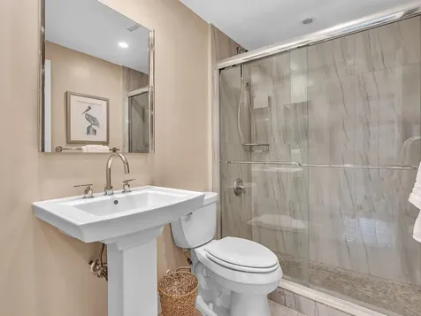3300 NE 36th Street Fort Lauderdale FL 33308