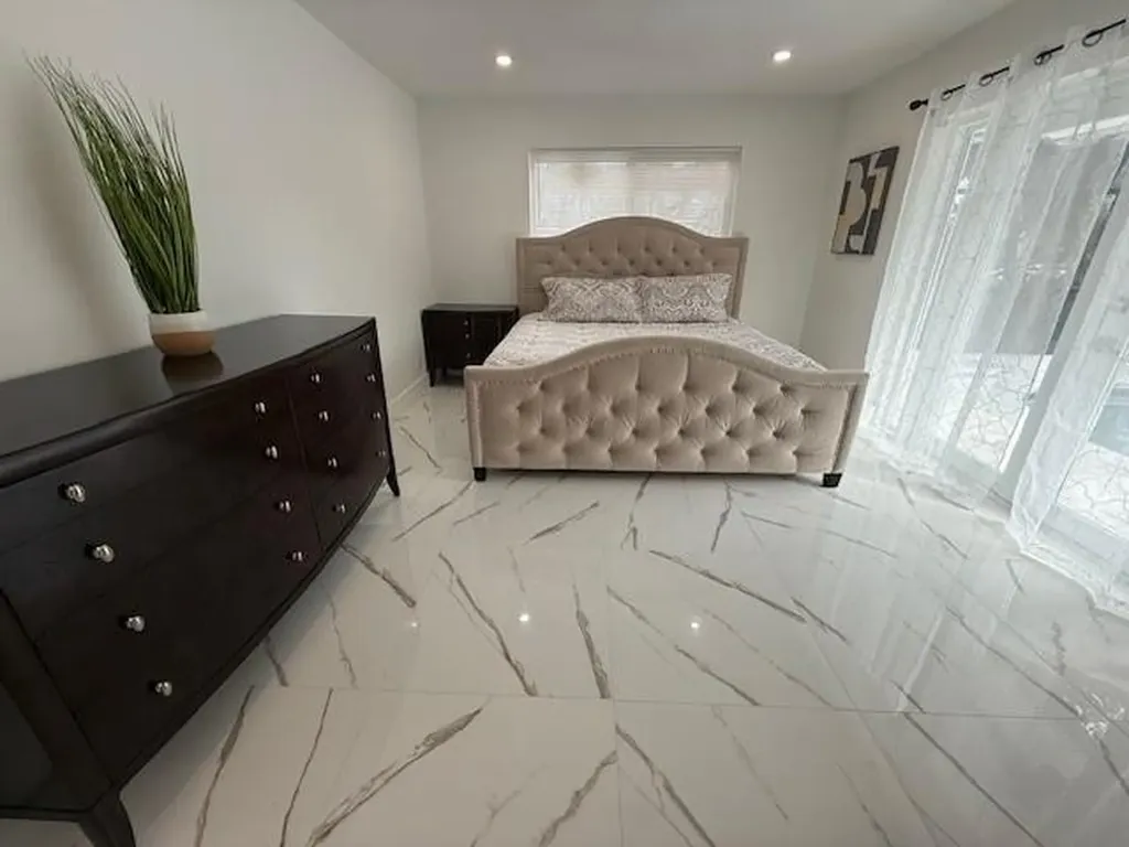1485 NE 57th Court Fort Lauderdale FL 33334