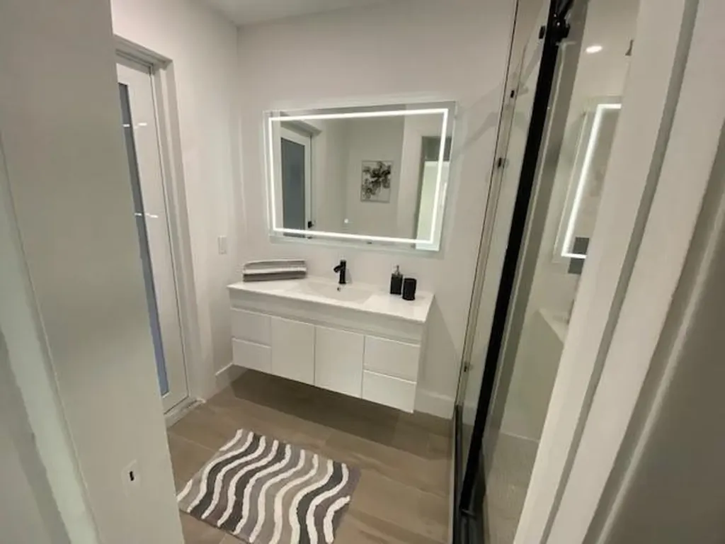 1485 NE 57th Court Fort Lauderdale FL 33334