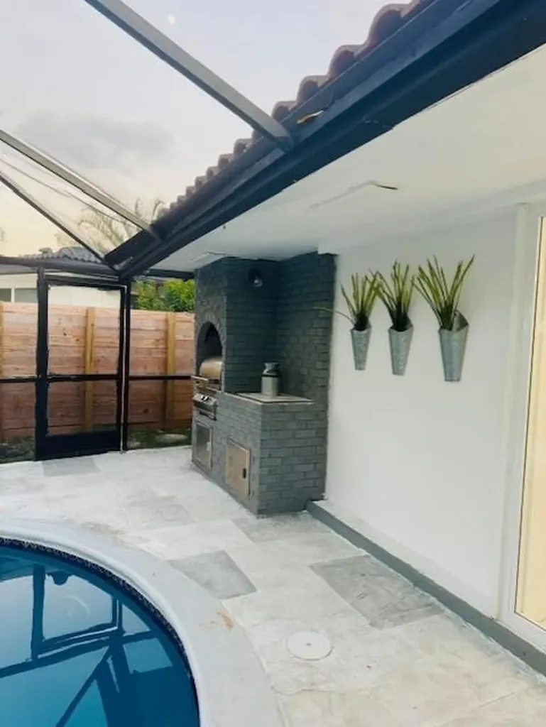 1485 NE 57th Court Fort Lauderdale FL 33334