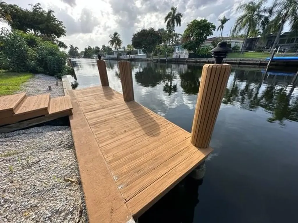 1485 NE 57th Court Fort Lauderdale FL 33334