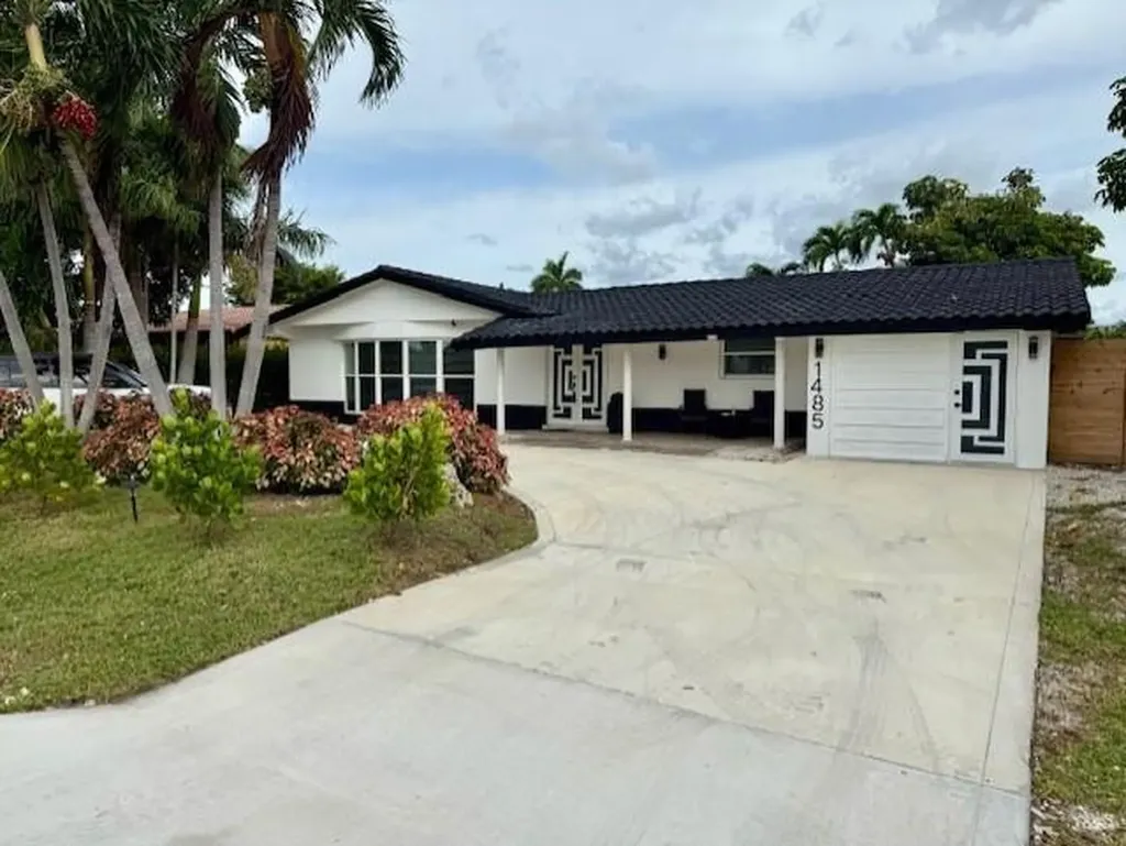 1485 NE 57th Court Fort Lauderdale FL 33334