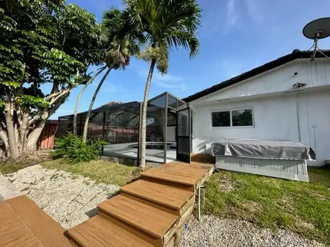 1485 NE 57th Court Fort Lauderdale FL 33334