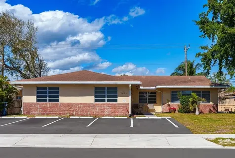 1821 NE 56th Street Fort Lauderdale FL 33308
