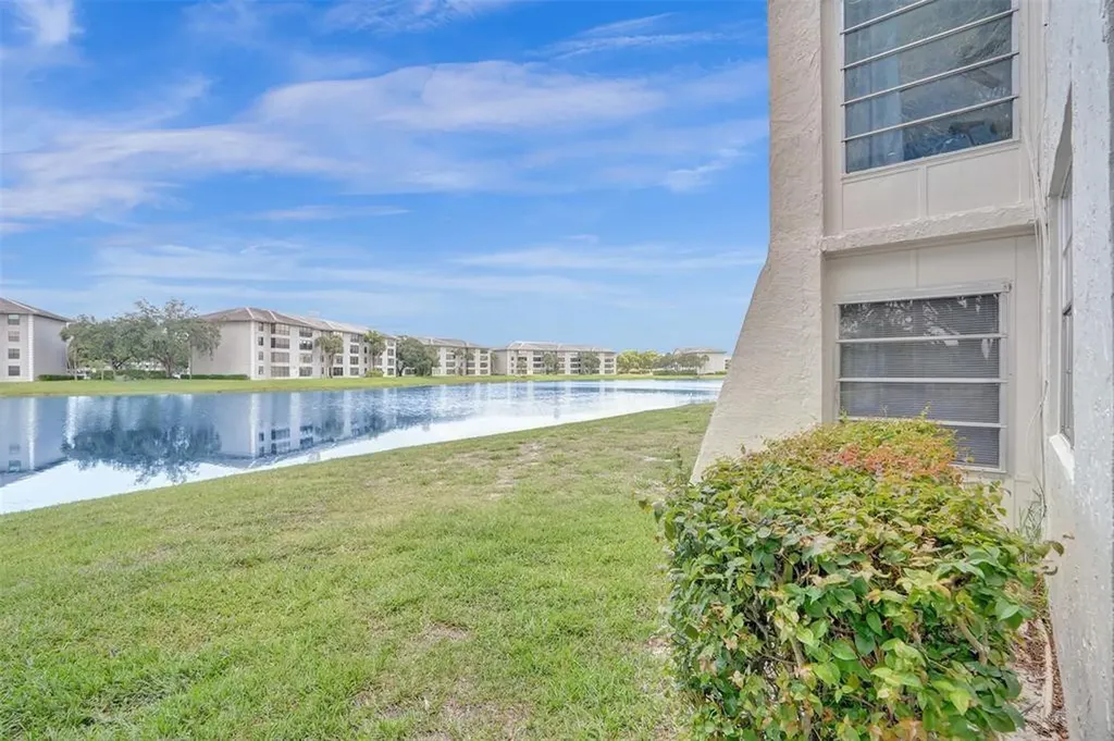 9440 Poinciana Place Davie FL 33324