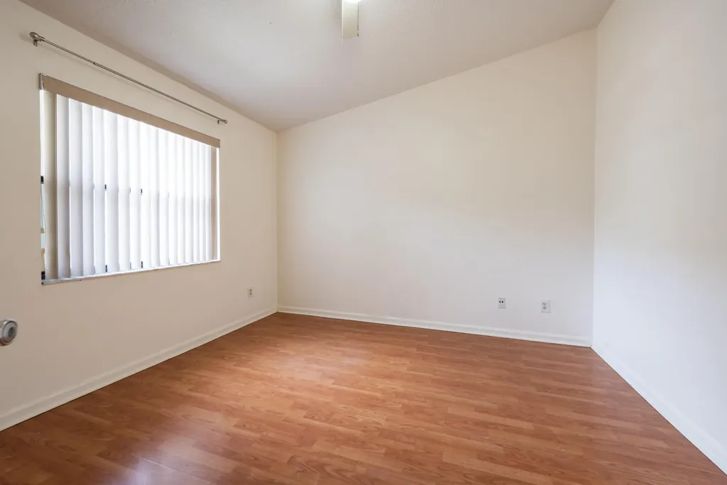 9641 Riverside Drive Coral Springs FL 33071