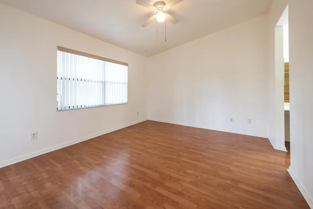 9641 Riverside Drive Coral Springs FL 33071