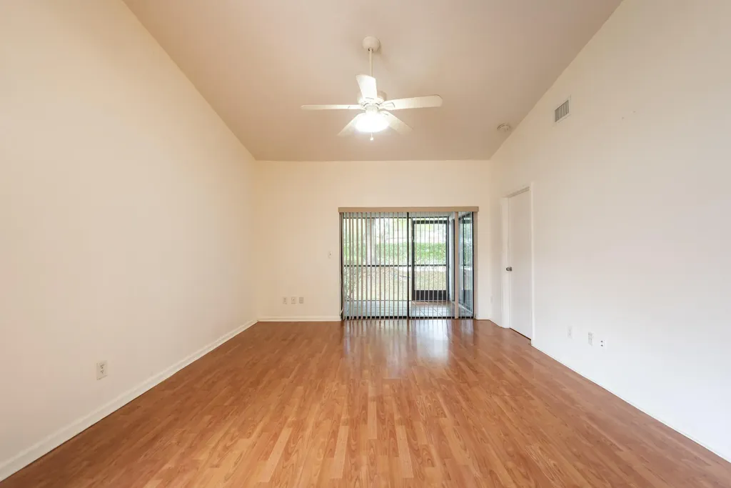 9641 Riverside Drive Coral Springs FL 33071