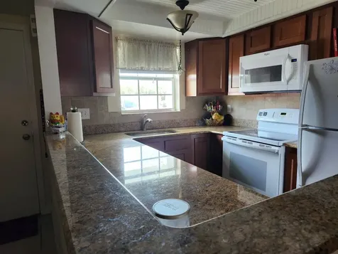 1901 Indian River Boulevard Vero Beach FL 32960