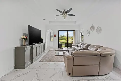 11855 SW 13th Court Pembroke Pines FL 33025