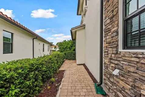 11855 SW 13th Court Pembroke Pines FL 33025