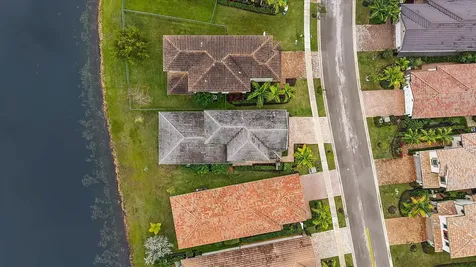 11855 SW 13th Court Pembroke Pines FL 33025