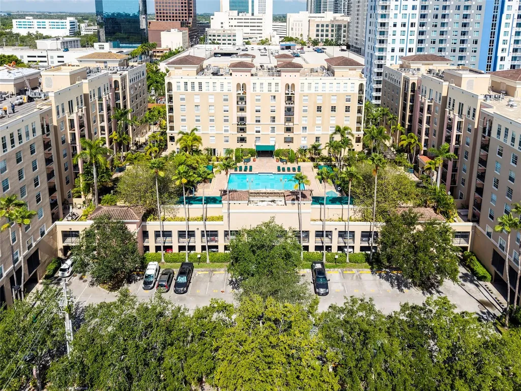 520 SE 5th Avenue Fort Lauderdale FL 33301