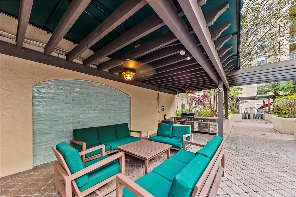 520 SE 5th Avenue Fort Lauderdale FL 33301