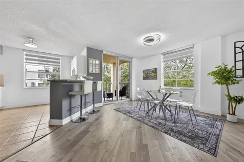 520 SE 5th Avenue Fort Lauderdale FL 33301
