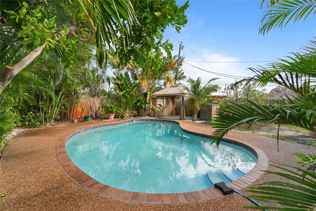 51 NE 49th Street Fort Lauderdale FL 33334