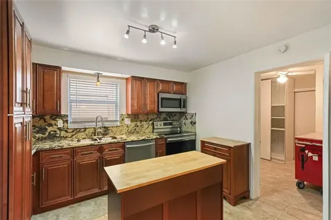 51 NE 49th Street Fort Lauderdale FL 33334