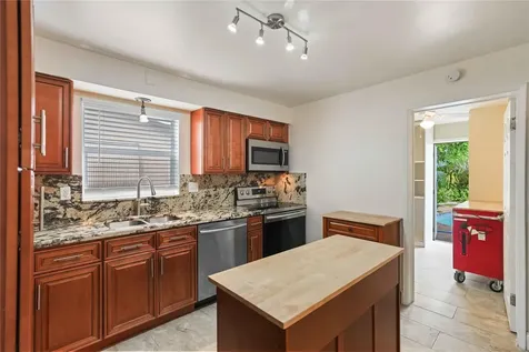 51 NE 49th Street Fort Lauderdale FL 33334
