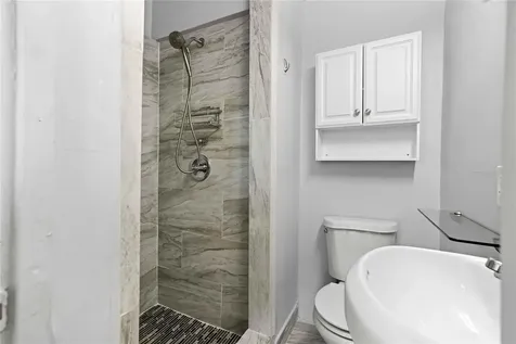 51 NE 49th Street Fort Lauderdale FL 33334