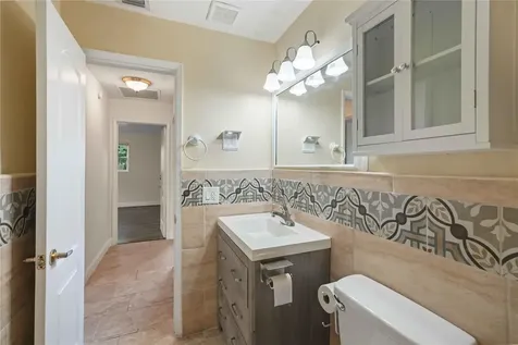 51 NE 49th Street Fort Lauderdale FL 33334