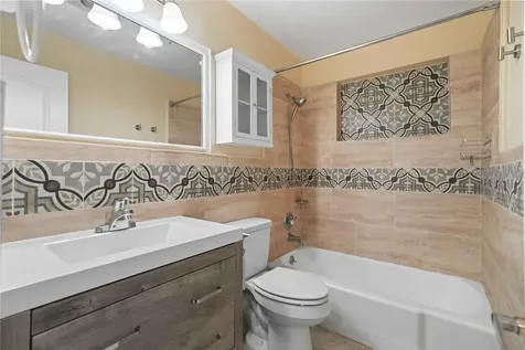 51 NE 49th Street Fort Lauderdale FL 33334