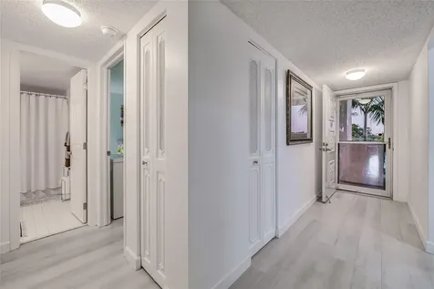 3930 Inverrary Boulevard Lauderhill FL 33319