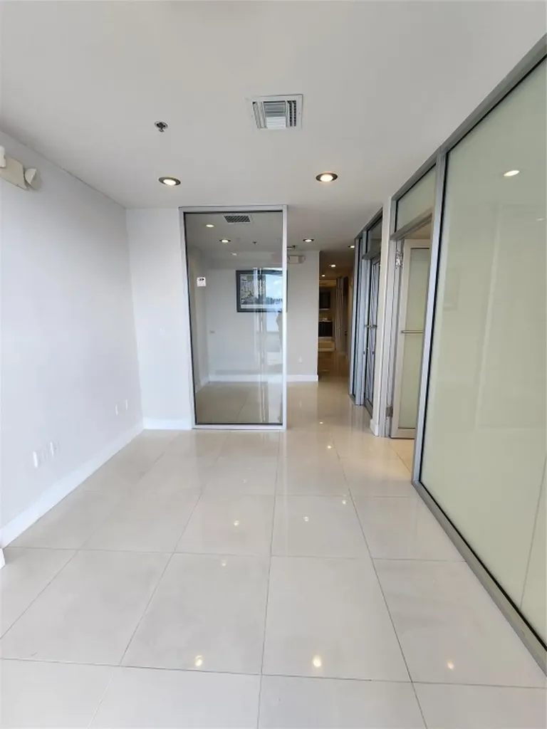 18501 Pines Boulevard Pembroke Pines FL 33029
