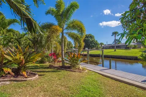 460 NE Cornwall Avenue Port St Lucie FL 34983