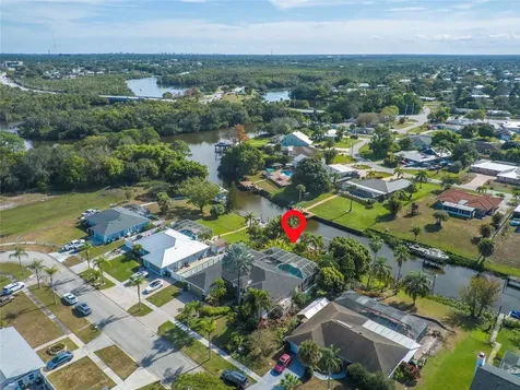 460 NE Cornwall Avenue Port St Lucie FL 34983