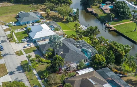 460 NE Cornwall Avenue Port St Lucie FL 34983