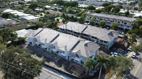 3865 NE 23rd Avenue Lighthouse Point FL 33064