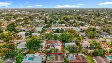7141 Custer Street Hollywood FL 33024