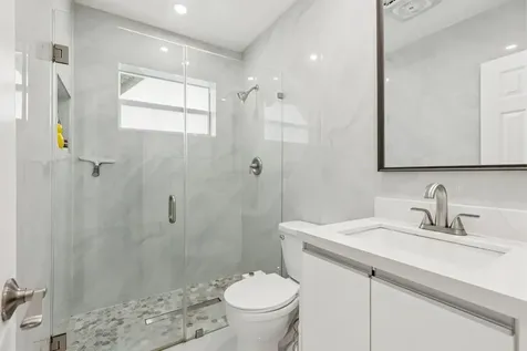 8700 NW 11th Street Pembroke Pines FL 33024