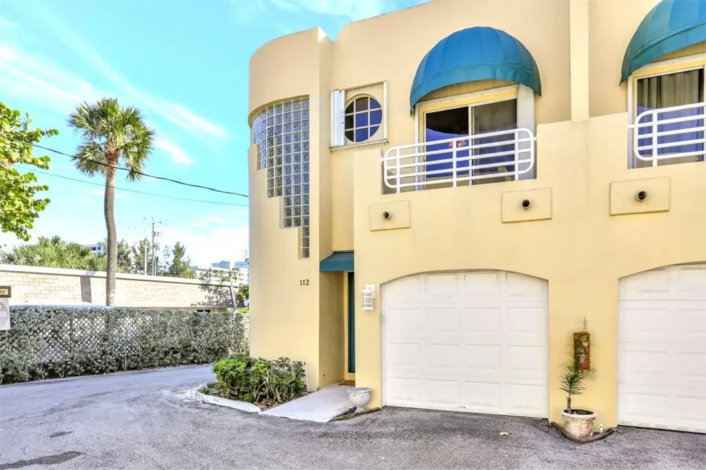 3213 NE 16th Street Pompano Beach FL 33062