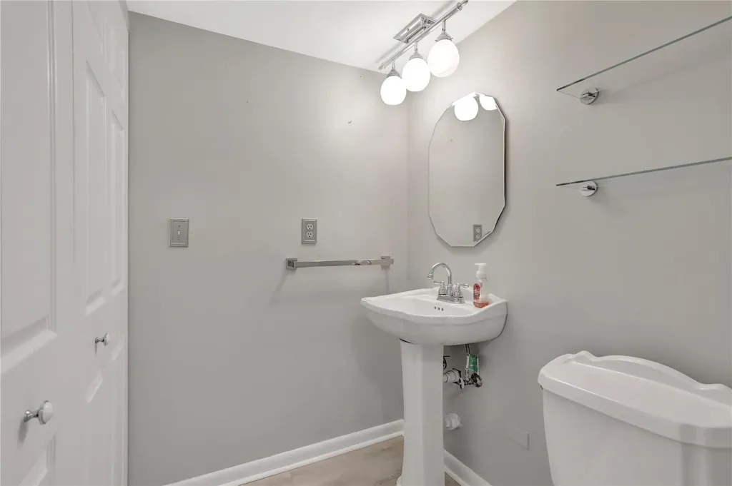 3213 NE 16th Street Pompano Beach FL 33062