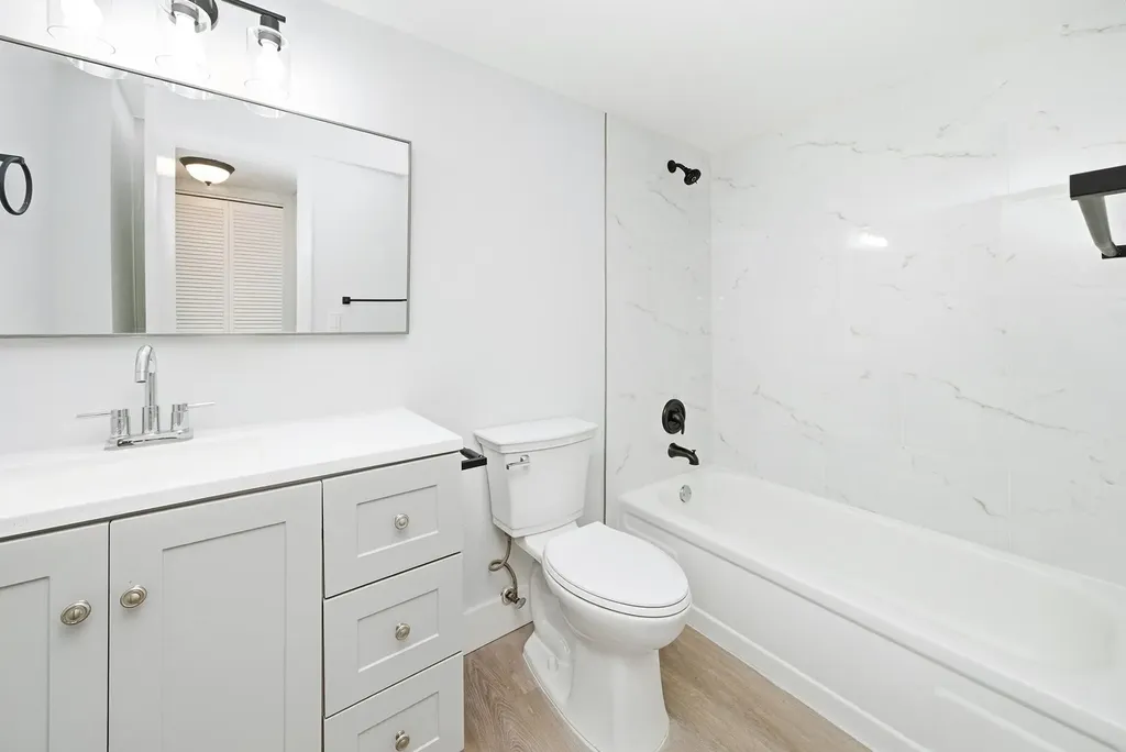 2214 S Cypress Bend Drive Pompano Beach FL 33069
