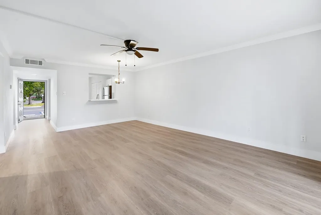 2214 S Cypress Bend Drive Pompano Beach FL 33069